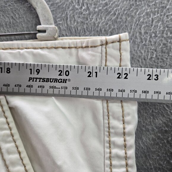 True Religion Men Shorts 42 White Cargo Pockets Drawstring 12 in‎ Inseam READ - Picture 2 of 10